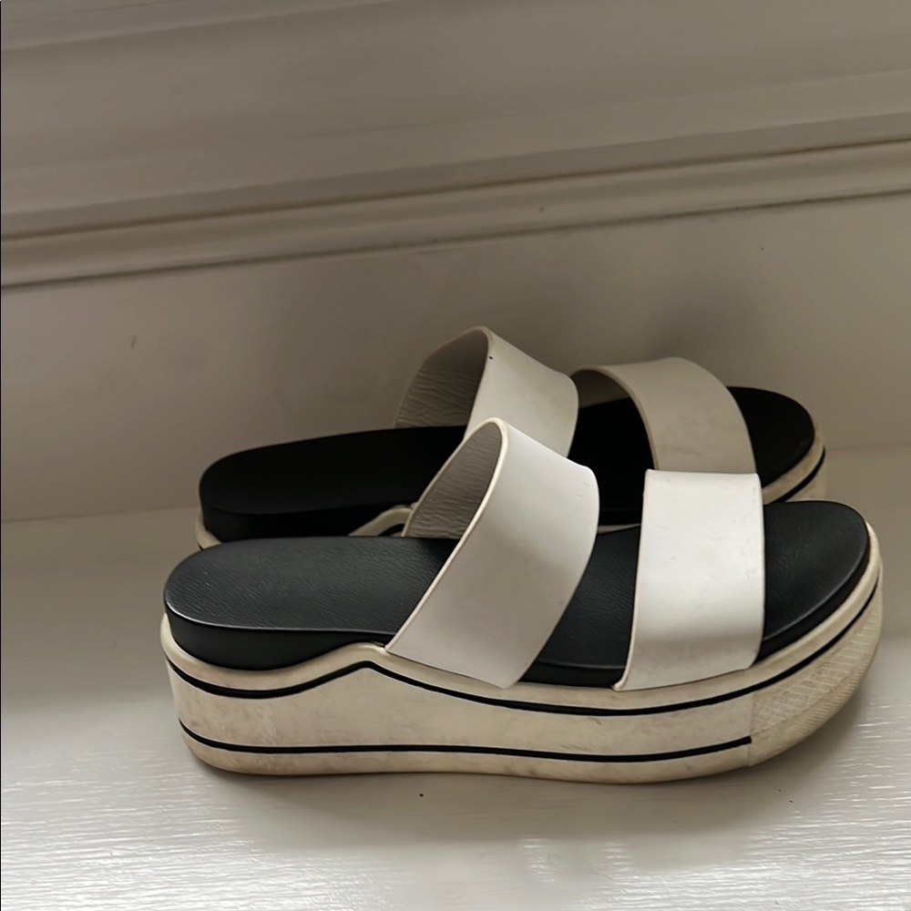Mia women’s sandals. Very cute very stylish